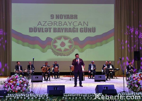 Sumqayıtda möhtəşəm bayraq bayramı – FOTOLAR