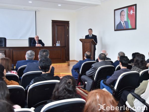 Sumqayıtın prokuroru universitetdə - FOTOLAR