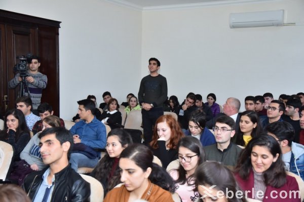 Sumqayıtın prokuroru universitetdə - FOTOLAR