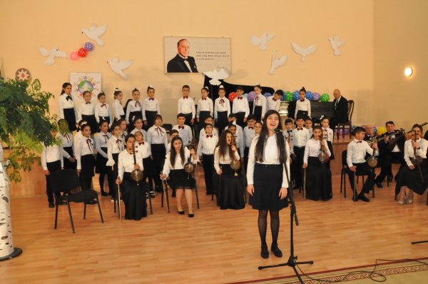 Sumqayıtın idarə rəisi müşavirə keçirdi - FOTOLAR Sumqayıtın idarə rəisi müşavirə keçirdi - FOTOLAR