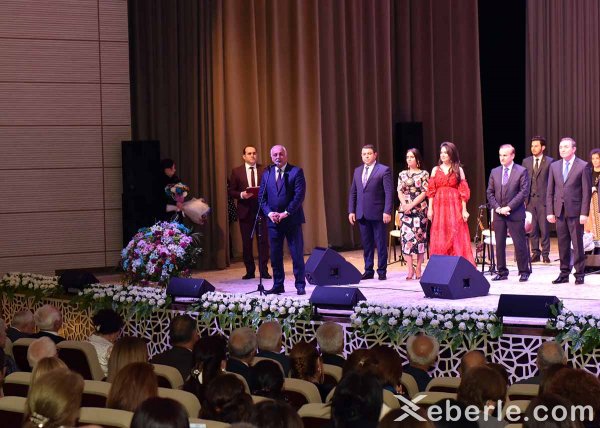 Sumqayıtda şəhər günü ilə bağlı tədbir keçirilib – FOTOLAR