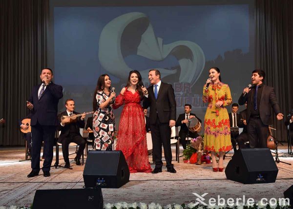Sumqayıtda şəhər günü ilə bağlı tədbir keçirilib – FOTOLAR