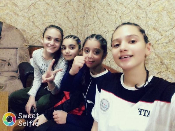 Qələbələri sıralayan yeniyetmə taekvandoçu - FOTOLAR Qələbələri sıralayan yeniyetmə taekvandoçu - FOTOLAR