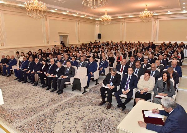 Zakir Fərəcov idarə rəhbərlərinə tapşırıq verdi: qışa hazırlığı sürətləndirin... - FOTOLAR