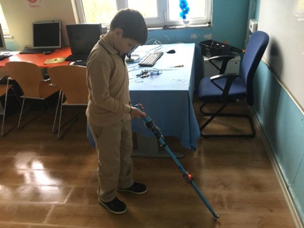 10 yaşlı uşağın etdiyi icad hər kəsi təəccübləndirdi