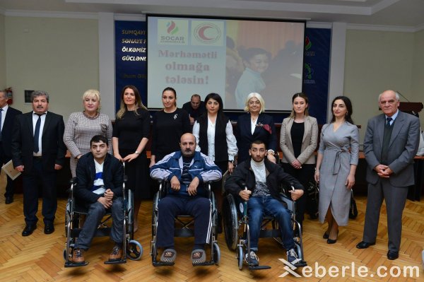 Sumqayıtda «Mərhəmətli olmağa tələsin!» aksiyası yekunlaşdı: 300 nəfərə yardım edildi –FOTOLAR Sumqayıtda «Mərhəmətli olmağa tələsin!» aksiyası yekunlaşdı: 300 nəfərə yardım edildi –FOTOLAR