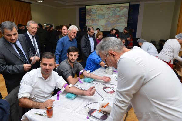 Sumqayıtda qanvermə aksiyası keçirilib - FOTOLAR
