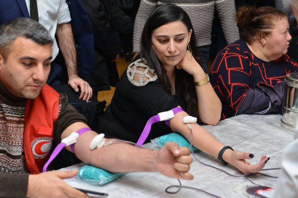 Sumqayıtda qanvermə aksiyası keçirilib - FOTOLAR