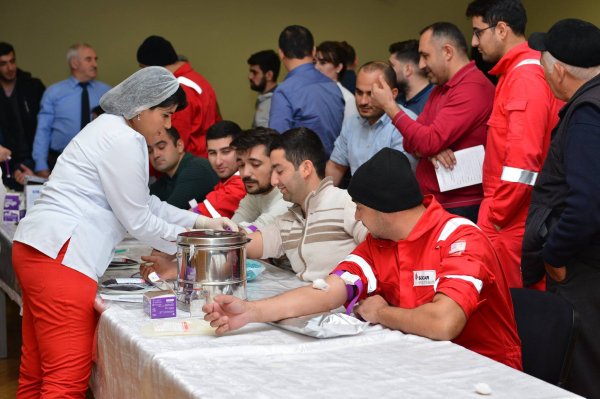 Sumqayıtda qanvermə aksiyası keçirilib - FOTOLAR