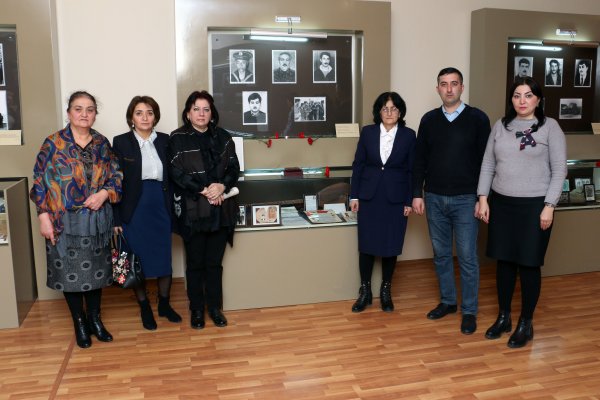 Sumqayıtda şəhidin xatirəsi anıldı - FOTOLAR Sumqayıtda şəhidin xatirəsi anıldı - FOTOLAR