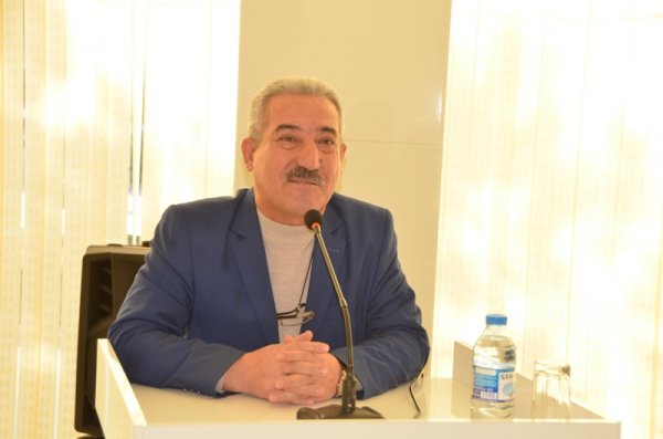 “Havay tətilləri, yaxud Brejnev sağdır” - Sumqayıtda Əyyub Qiyasın 50 illiyinə həsr edilmiş yubiley tədbiri olub (FOTOLAR)