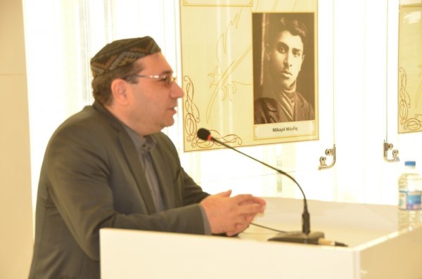 “Havay tətilləri, yaxud Brejnev sağdır” - Sumqayıtda Əyyub Qiyasın 50 illiyinə həsr edilmiş yubiley tədbiri olub (FOTOLAR)