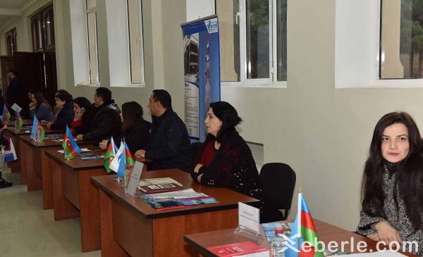 Sumqayıtda əmək yarmarkası: 30-dan çox müəssisə 270 vakant iş yeri təklif edib - FOTOLAR