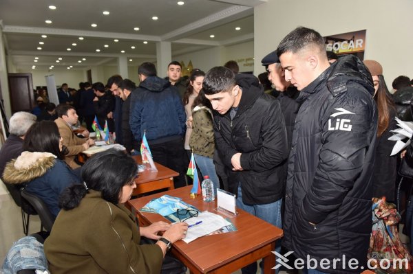 Sumqayıtda əmək yarmarkası: 30-dan çox müəssisə 270 vakant iş yeri təklif edib - FOTOLAR Sumqayıtda əmək yarmarkası: 30-dan çox müəssisə 270 vakant iş yeri təklif edib - FOTOLAR