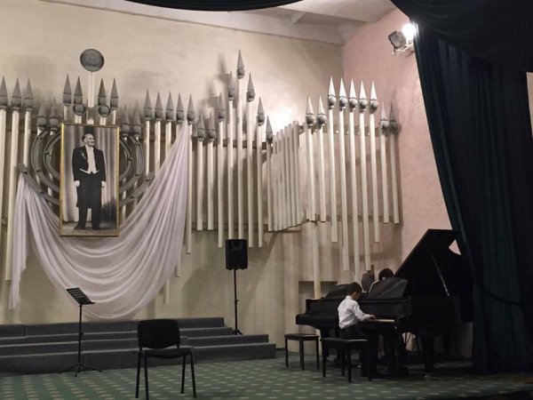 Sumqayıtda görkəmli bəstəkarların yaradıcılığına həsr olunmuş konsert keçirilib - FOTOLAR Sumqayıtda görkəmli bəstəkarların yaradıcılığına həsr olunmuş konsert keçirilib - FOTOLAR