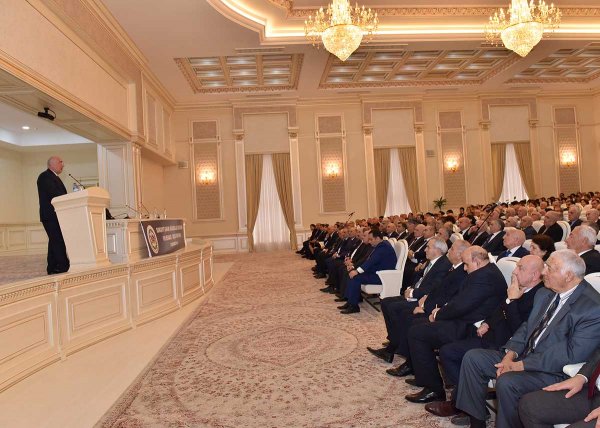Sumqayıtda ağsaqallar hesabat verdi -FOTOLAR