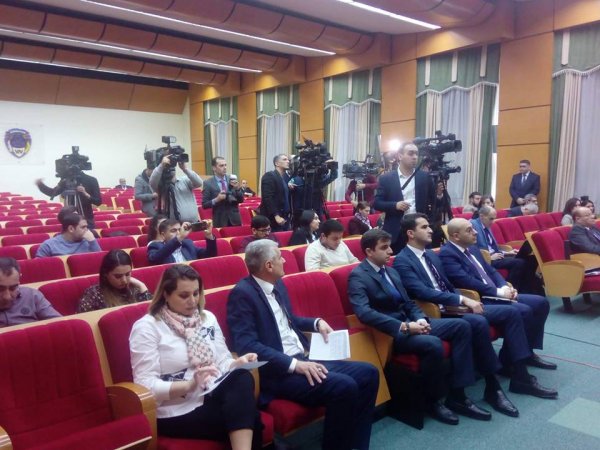Vergi islahatlarının başlıca istiqamətləri açıqlandı - KİV üçün mətbuat konfransı / FOTOLAR
