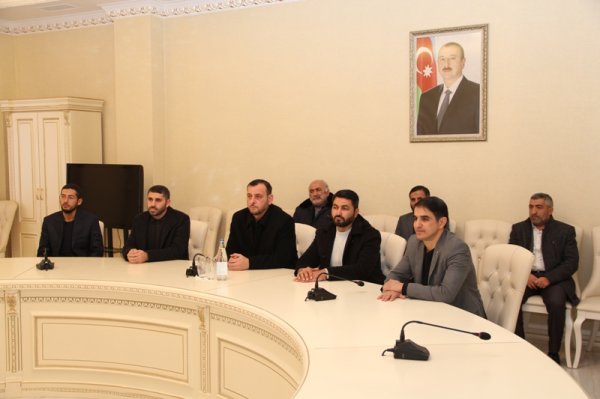 Komitə sədri Sumqayıtda vətəndaşları qəbul edib - FOTOLAR