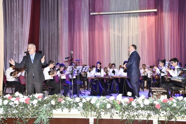 Qasım Əliyevin əmək fəaliyyətinin 50 illiyi qeyd olunub - FOTOLAR