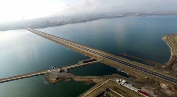 İlham Əliyev yeni yolun açılışında-FOTO