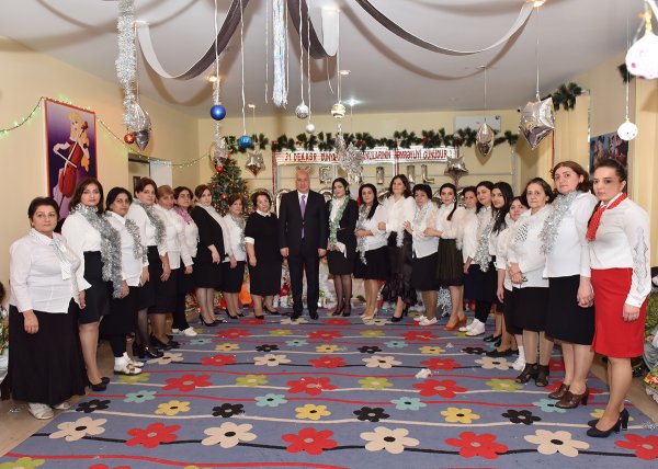 Zakir Fərəcov uşaqların bayram şənliyində – FOTOLAR