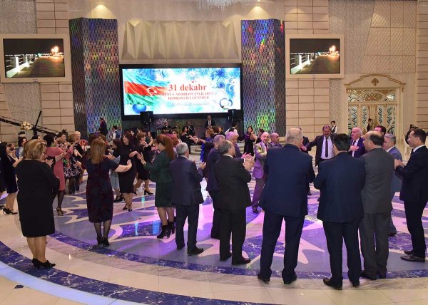 Sumqayıtda ümumşəhər bayram tədbiri keçirilib - FOTOLAR