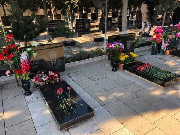 “Qaçqınkom” yanında İctimai Şura Sumqayıtda: Şəhidlər xiyabanı, köçkünlər... - FOTOLAR