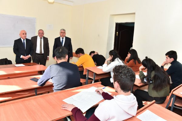 SDU-da payız semestrinin imtahan sessiyası öz işinə başlayıb - FOTO