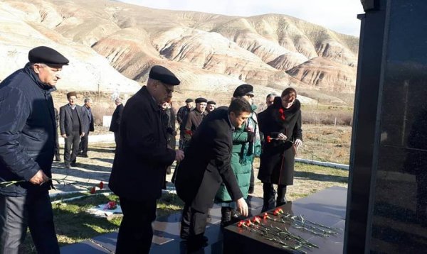 Xızı rayonunda Mikayıl Müşfiqin xatirəsi anılıb - FOTPOLAR