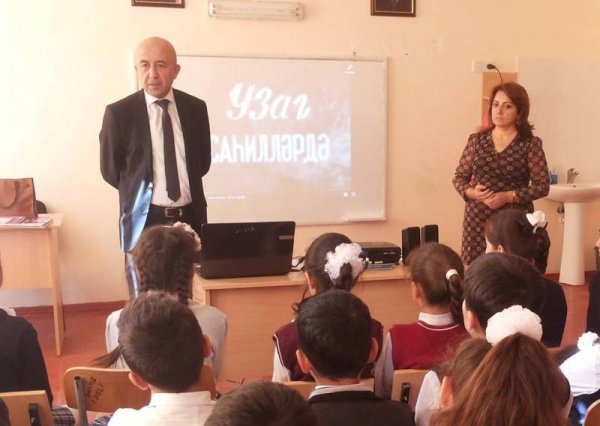 Məktəb direktoru ürəktutmadan vəfat etdi -FOTO