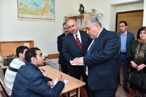 Sumqayıt Dövlət Universitetində  imtahanların gedişatı yoxlanıldı- FOTOLAR