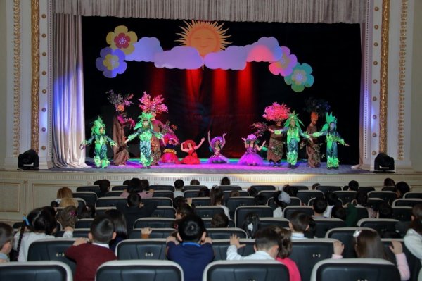 “Tıq-tıq xanımın saxta babası” bu dəfə Sumqayıtda - FOTOLAR “Tıq-tıq xanımın saxta babası” bu dəfə Sumqayıtda - FOTOLAR