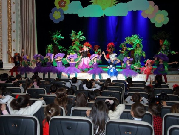 “Tıq-tıq xanımın saxta babası” bu dəfə Sumqayıtda - FOTOLAR “Tıq-tıq xanımın saxta babası” bu dəfə Sumqayıtda - FOTOLAR