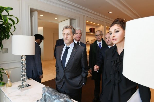 Mehriban Əliyeva Nikola Sarkozi ilə görüşdü - FOTO