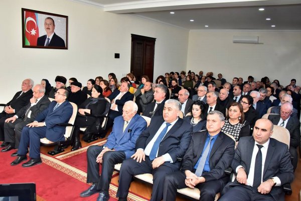 SDU-da 20 Yanvar faciəsi qurbanlarının əziz xatirəsi böyük ehtiramla yad edilib - FOTO