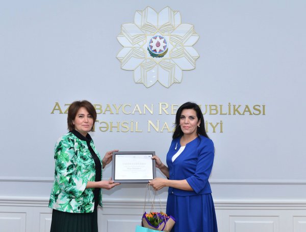 Sumqayıtın bu məktəblərinə "Avropa məktəbi" statusu verildi - FOTOLAR