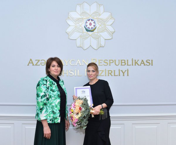 Sumqayıtın bu məktəblərinə "Avropa məktəbi" statusu verildi - FOTOLAR