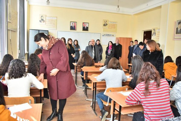 Sumqayıtda monitorinq: imtahanların gedişi yoxlanıldı - FOTOLAR