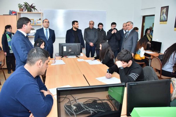 Sumqayıtda monitorinq: imtahanların gedişi yoxlanıldı - FOTOLAR