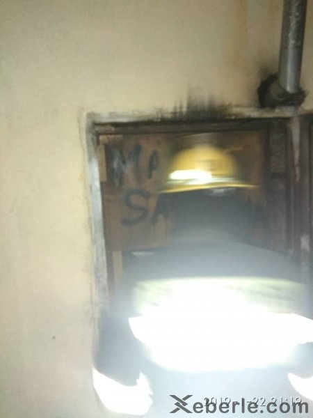 Sumqayıtda mebel təmiri sexi yandı - FOTO