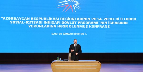 Prezident 4 ilin yekunlarına həsr olunan konfrans keçirib - YENİLƏNİB (FOTOLAR)