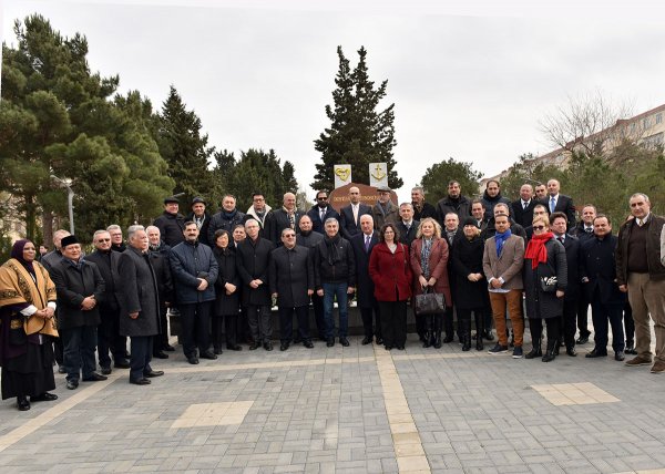 Səfirlər və beynəlxalq təşkilatların nümayəndələri Sumqayıtda -YENİLƏNİB ( FOTO + VİDEO)