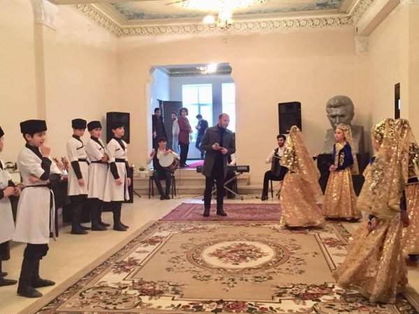 Sumqayıt Regional Mədəniyyət idarəsinin tabe müəssisələrində silsilə tədbirlər keçirilib - FOTOLAR Sumqayıt Regional Mədəniyyət idarəsinin tabe müəssisələrində silsilə tədbirlər keçirilib - FOTOLAR