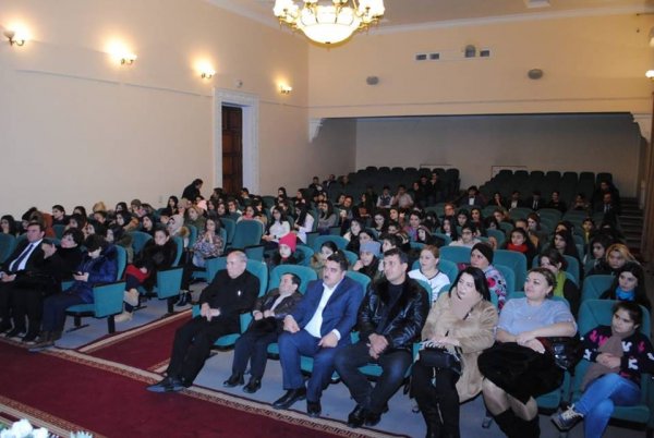 Sumqayıt Regional Mədəniyyət idarəsinin tabe müəssisələrində silsilə tədbirlər keçirilib - FOTOLAR Sumqayıt Regional Mədəniyyət idarəsinin tabe müəssisələrində silsilə tədbirlər keçirilib - FOTOLAR
