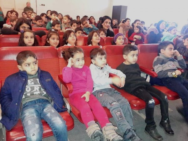 Sumqayıtda  “Tıq-tıq xanım” tamaşası nümayiş olunub - FOTO