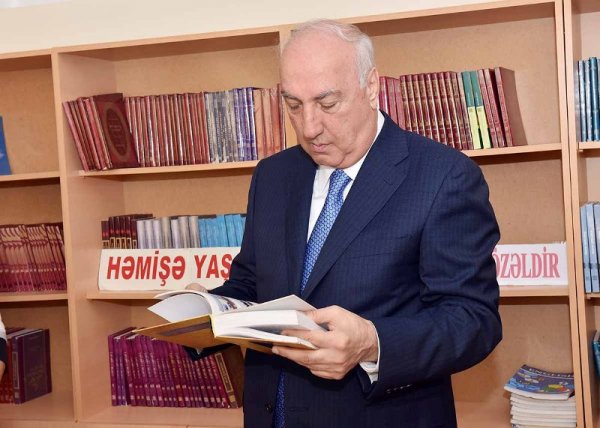 Sumqayıt Regional Mədəniyyət İdarəsi şəhər rəhbərini belə təbrik etdi: “BİZ HAMIMIZ SUMQAYITLIYIQ!”