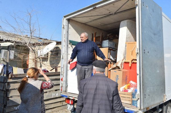 Sumqayıtda məcburi köçkünlərin yeni mənzillərə köçürülməsinə başlanılıb - FOTOLAR