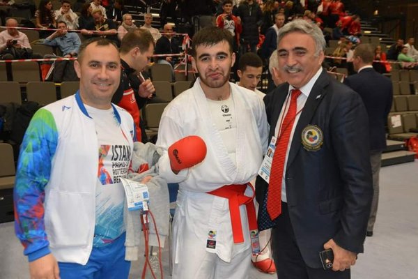 Sumqayıtlı idmançı Avropa çempionu oldu - FOTO