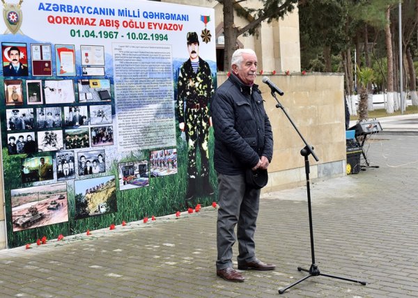 Sumqayıtda Milli Qəhrəman Qorxmaz Eyvazovun xatirəsi anılıb - FOTOLAR Sumqayıtda Milli Qəhrəman Qorxmaz Eyvazovun xatirəsi anılıb - FOTOLAR