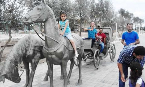 Sumqayıt: Bakıya qardaşdır, durub yanaşı!.. Sumqayıt: Bakıya qardaşdır, durub yanaşı!..
